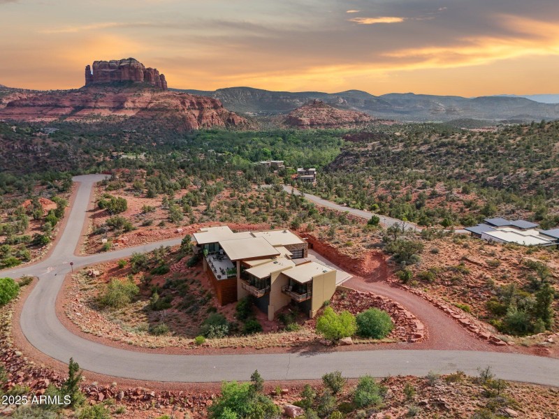 110-web-or-mls-24-jefferson-ct