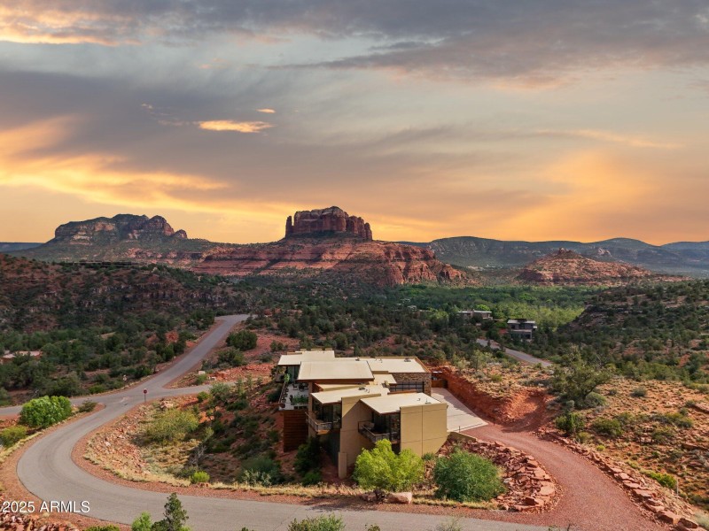 111-web-or-mls-24-jefferson-ct