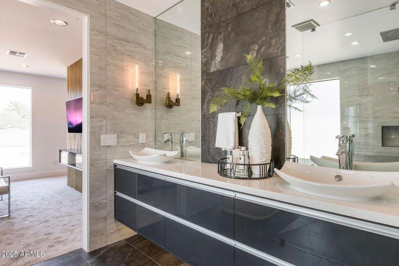 20210122003256378627000000-o