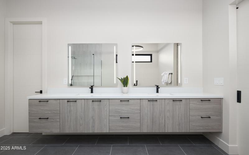 PropertyImageCo_13697N88thPl_WEB_14