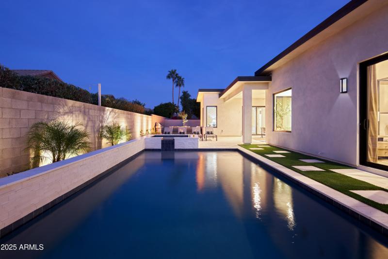 PropertyImageCo_13697N88thPl_WEB_54