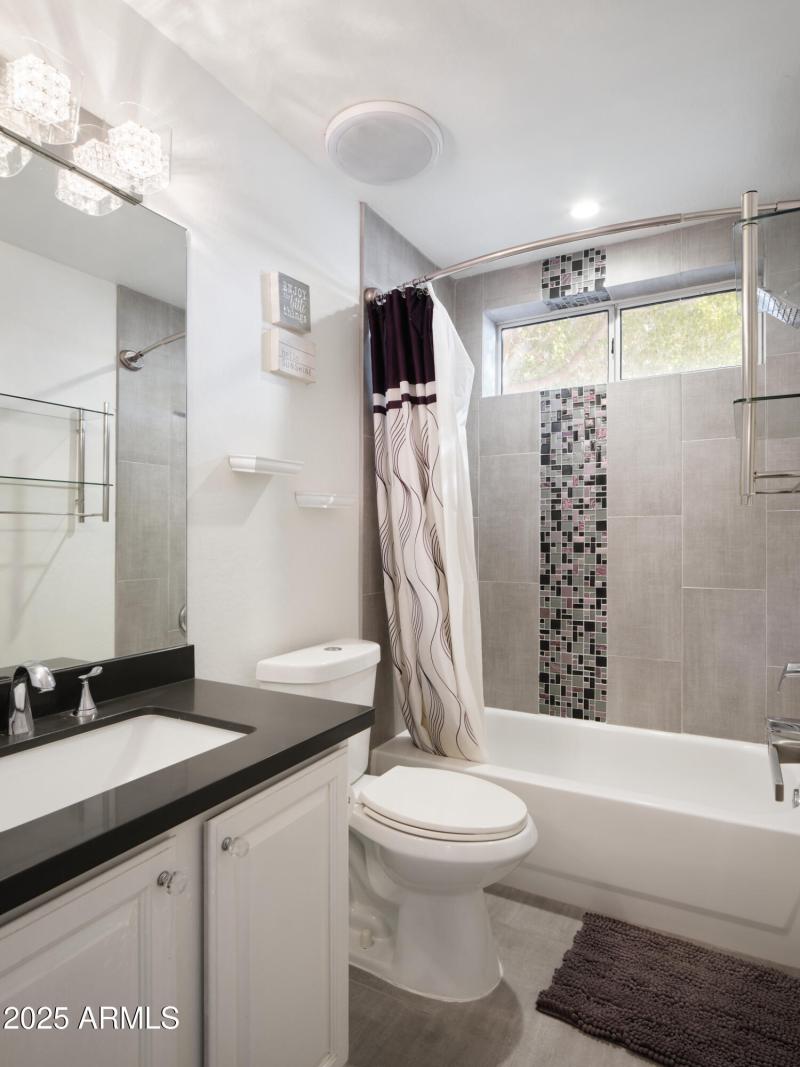 PropertyImageCo_17237N52ndSt_WEB_9