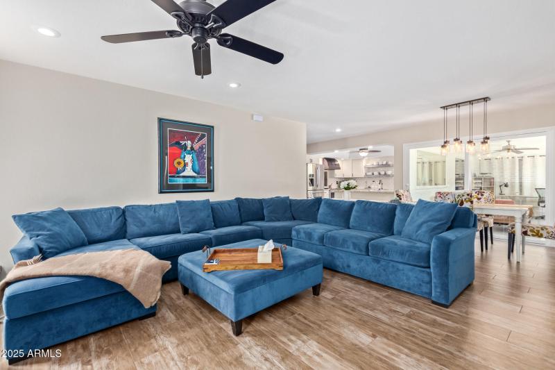 0010-10 - Pebble Beach