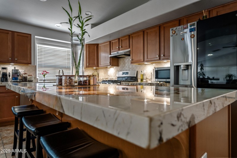 illuminated quartzite