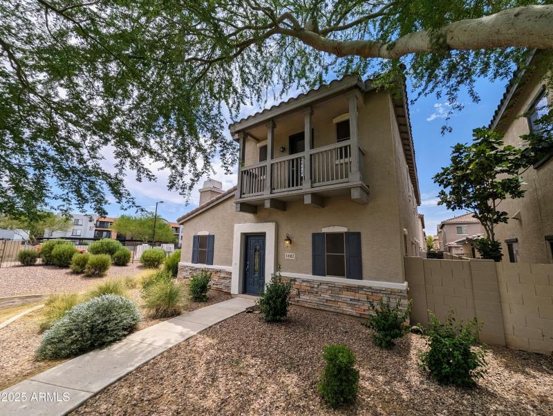 PXL_20230722_190420932