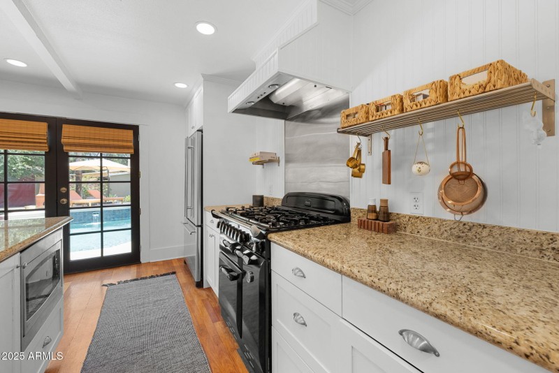 Gourmet Kitchen
