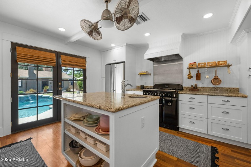 Gourmet Kitchen