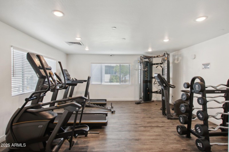 12945 W Greenway Rd h108-024