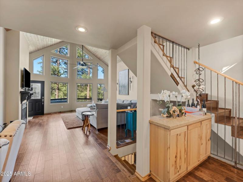 12-web-or-mls-TimberCreekImagery-12