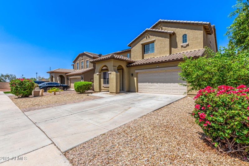 03 - Desert Horizons