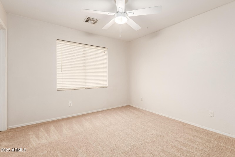 34 - Desert Horizons