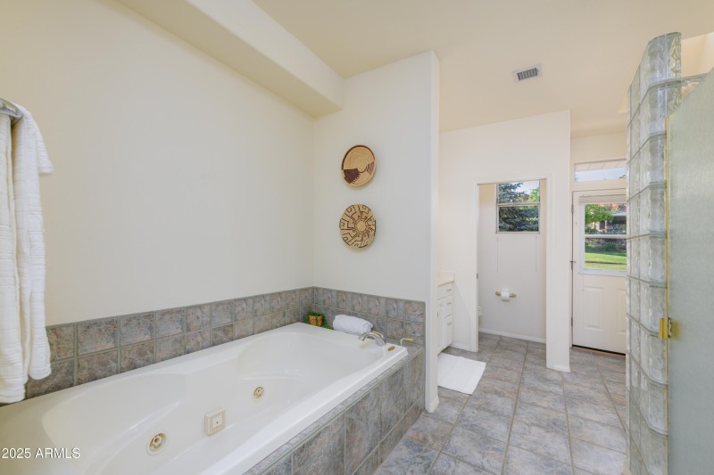 230 Red Rock Cove Drive-19