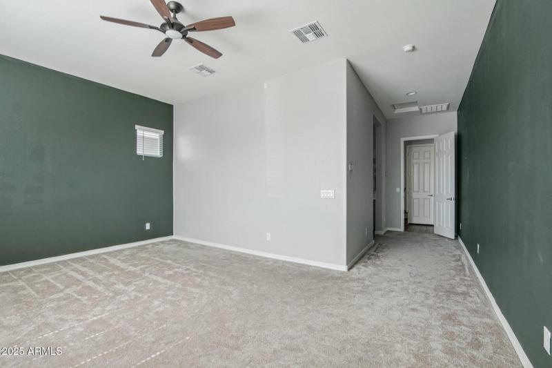 24-web-or-mls-N 185th Ave-S2706-024