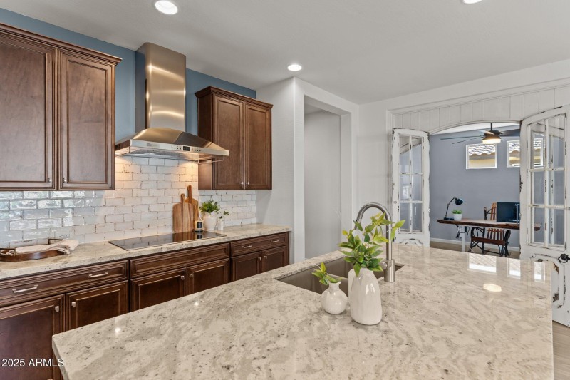 13-web-or-mls-DSC04976