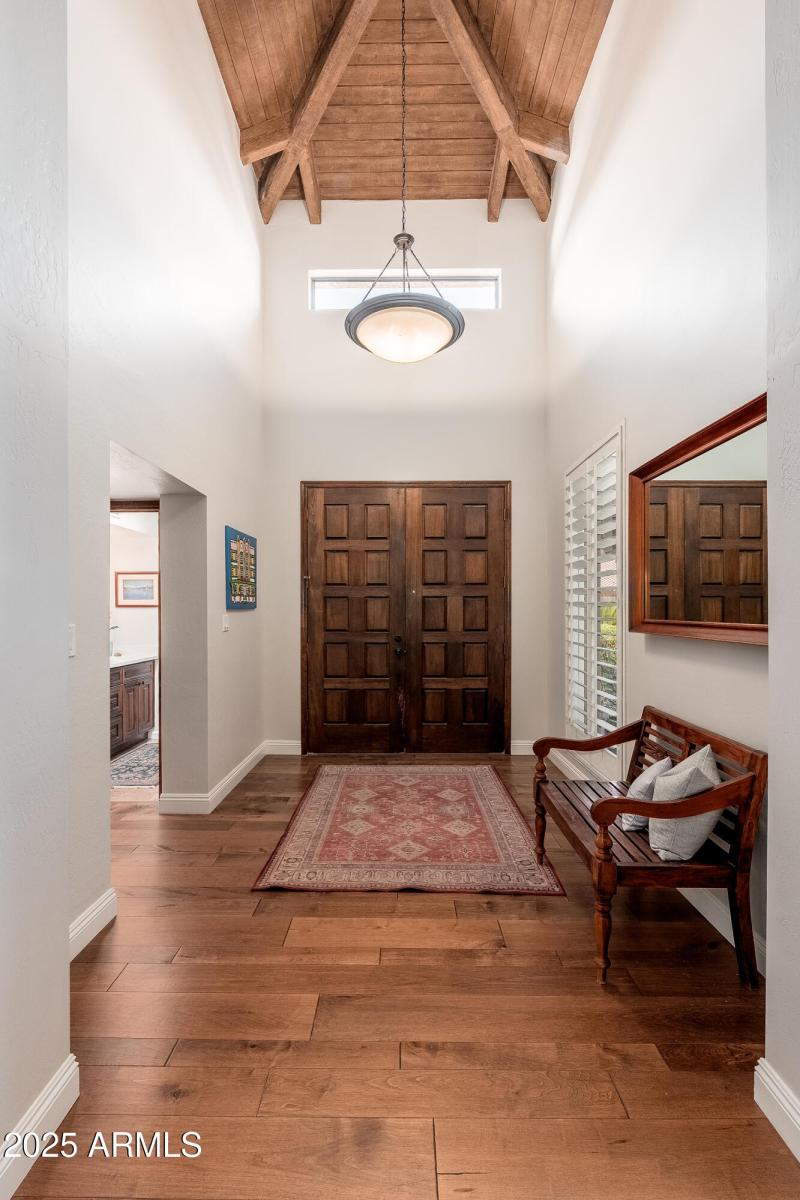 7513 E Buena Terra Way - 08