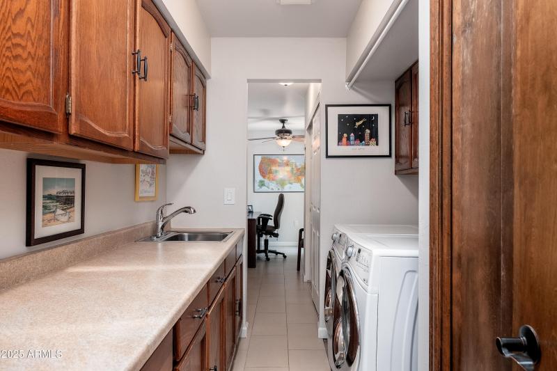 7513 E Buena Terra Way - 43