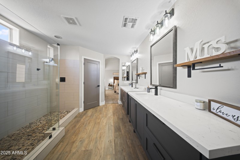 primary bathroom upstairs