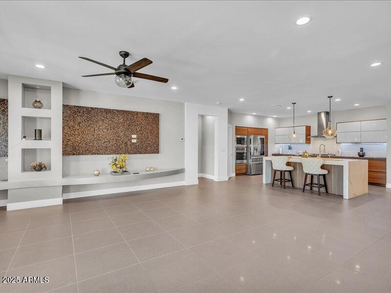 03-1010_E_Pierson_St15