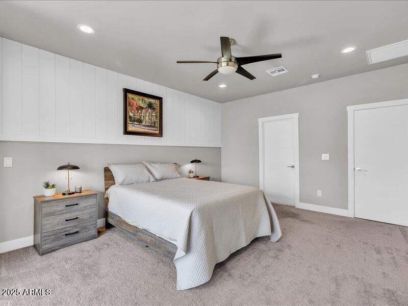 19-1010_E_Pierson_St20