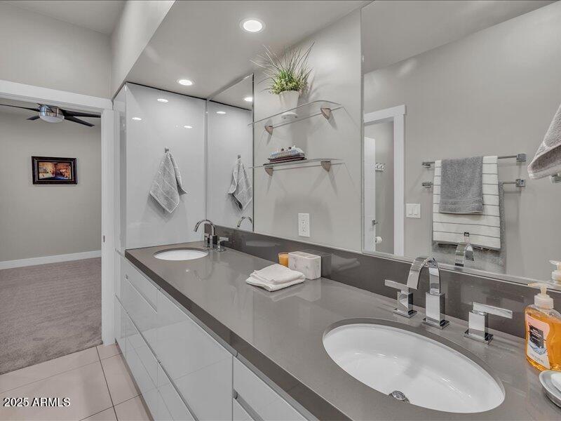 37-1010_E_Pierson_St37