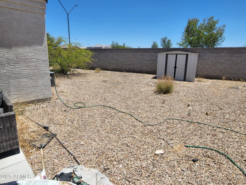 f8c35c79-476f-41c3-a695-682573348fe7