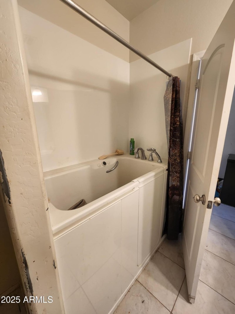 f832af90-01e7-42de-9cfc-dd16494eaa47