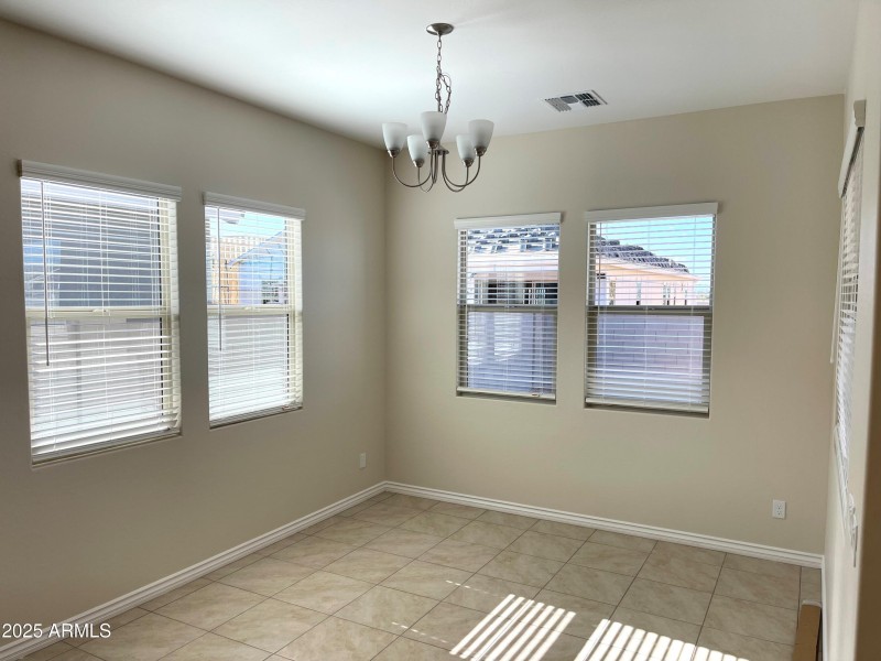 Lot 121 Kitchen Nook