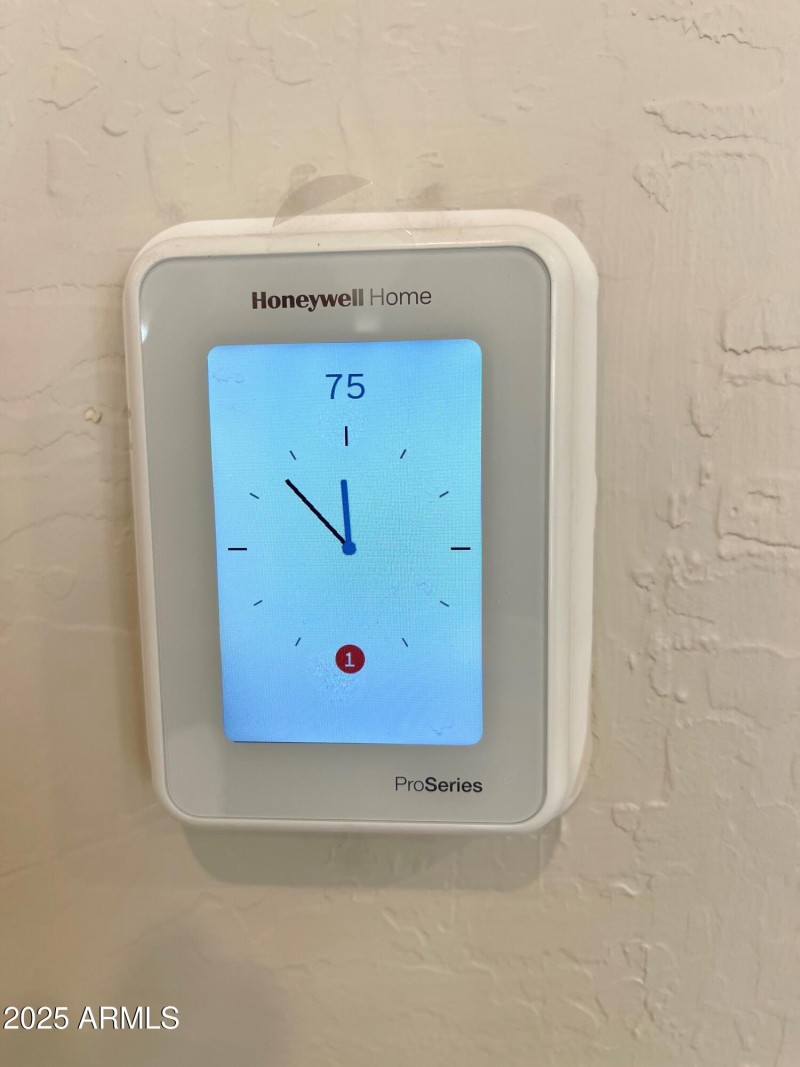 Lot 121 WiFi Thermostat