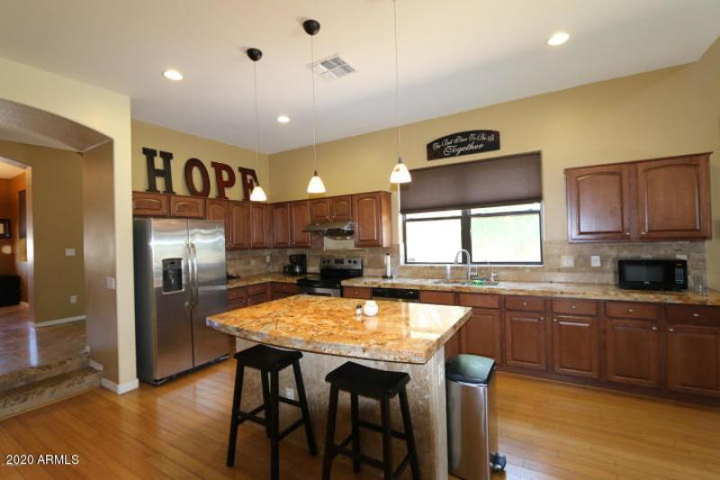 20160403150540211729000000-o