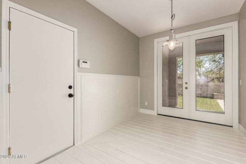 12 Avendia Del Valle