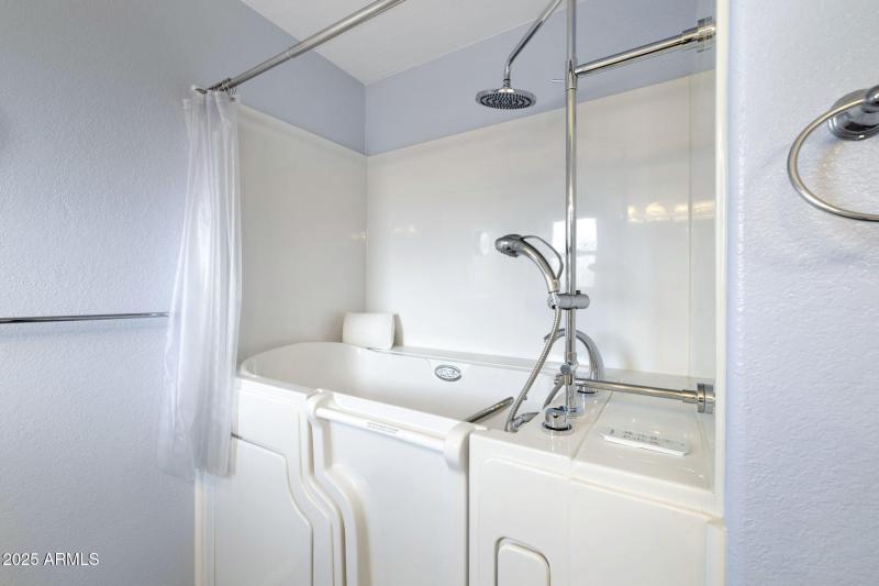 28-web-or-mls-FA9A9531