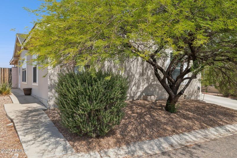 2-web-or-mls-16101-n-el-mirage-rd-327