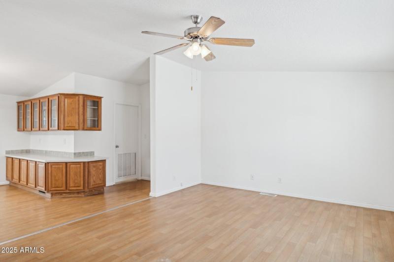 5-web-or-mls-16101-n-el-mirage-rd-327