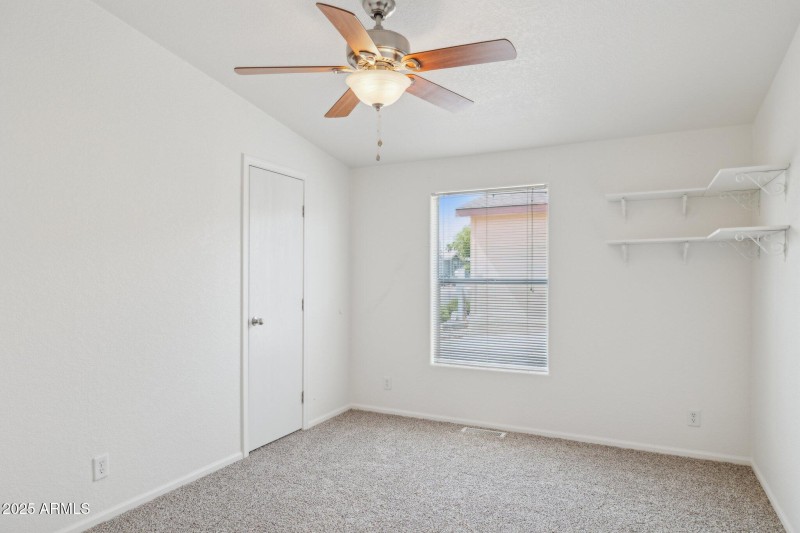 18-web-or-mls-16101-n-el-mirage-rd-327