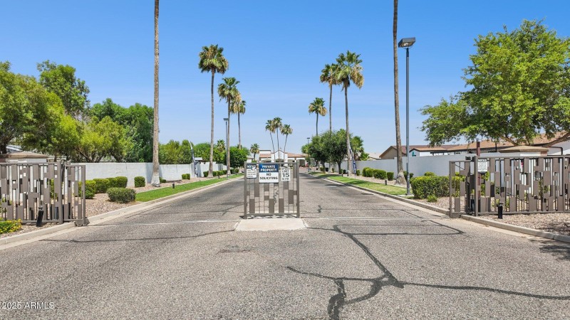 27-web-or-mls-16101-n-el-mirage-rd-327