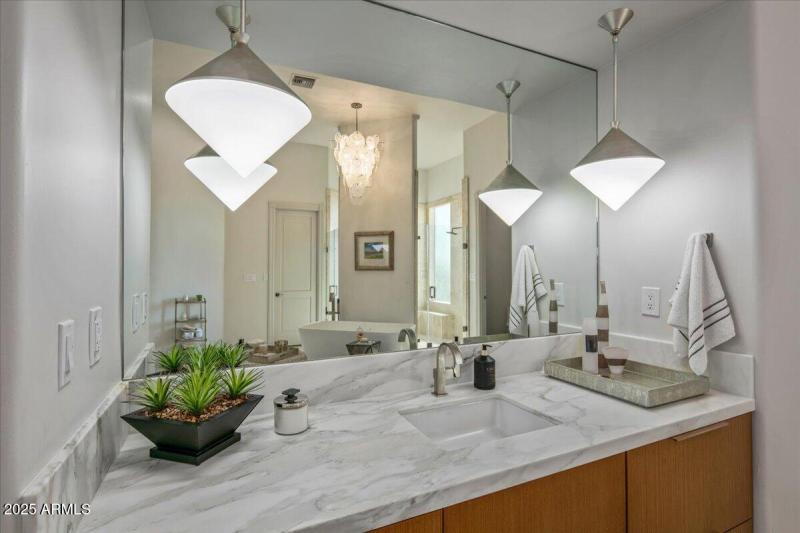 39-Primary Bath ~ Vanity 1