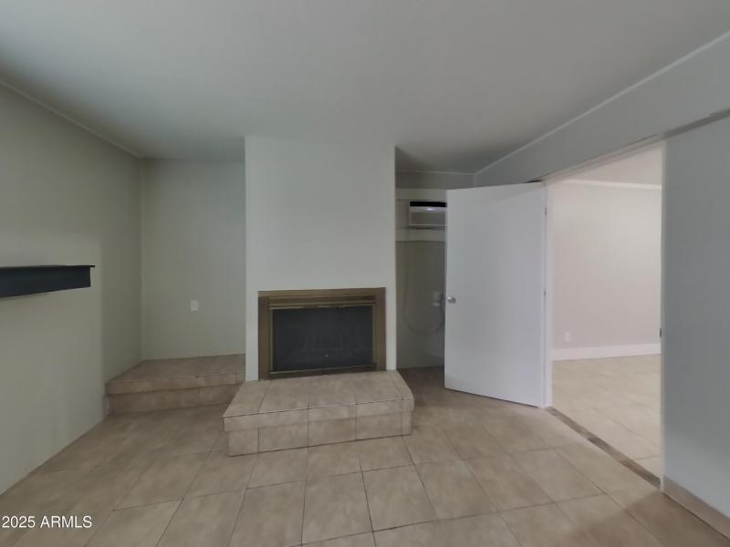 17_pc_qZitXm2dTp_ORgwyVE0zq_layout_1