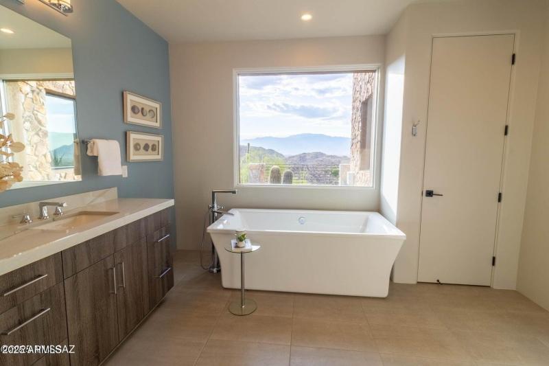 20250704002335624593000000-o