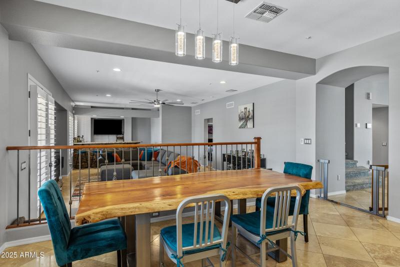 2409 W Quail Track Dr-25