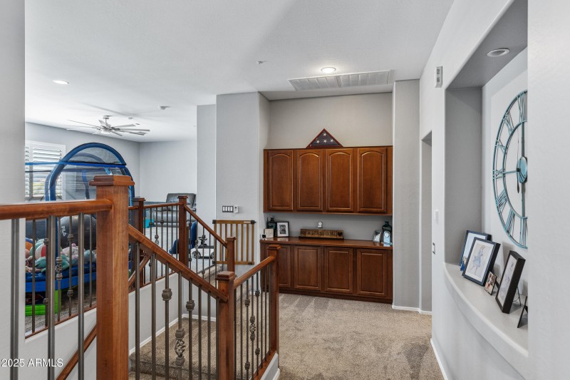 2409 W Quail Track Dr-43