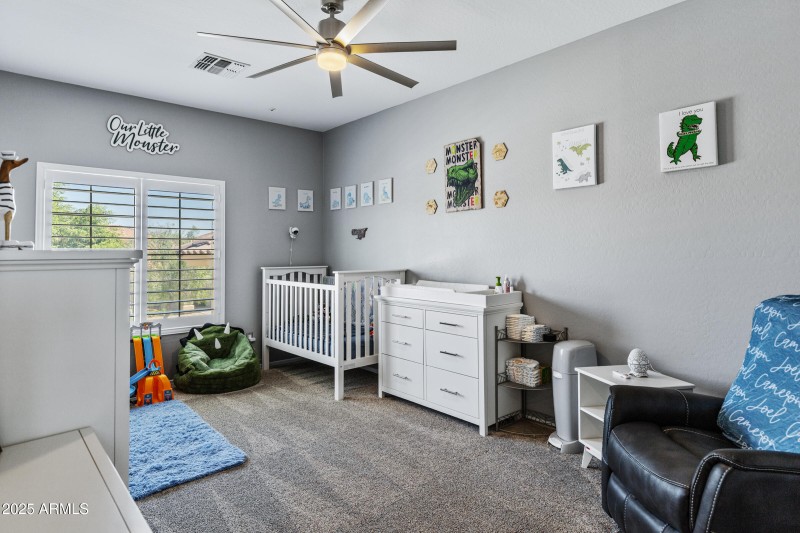 2409 W Quail Track Dr-51