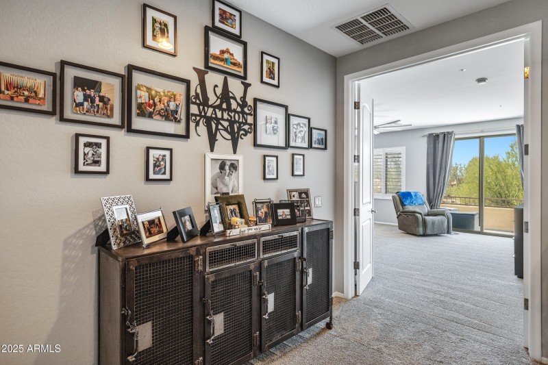 2409 W Quail Track Dr-52