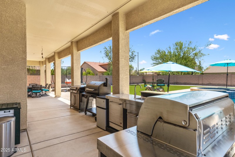 2409 W Quail Track Dr-73