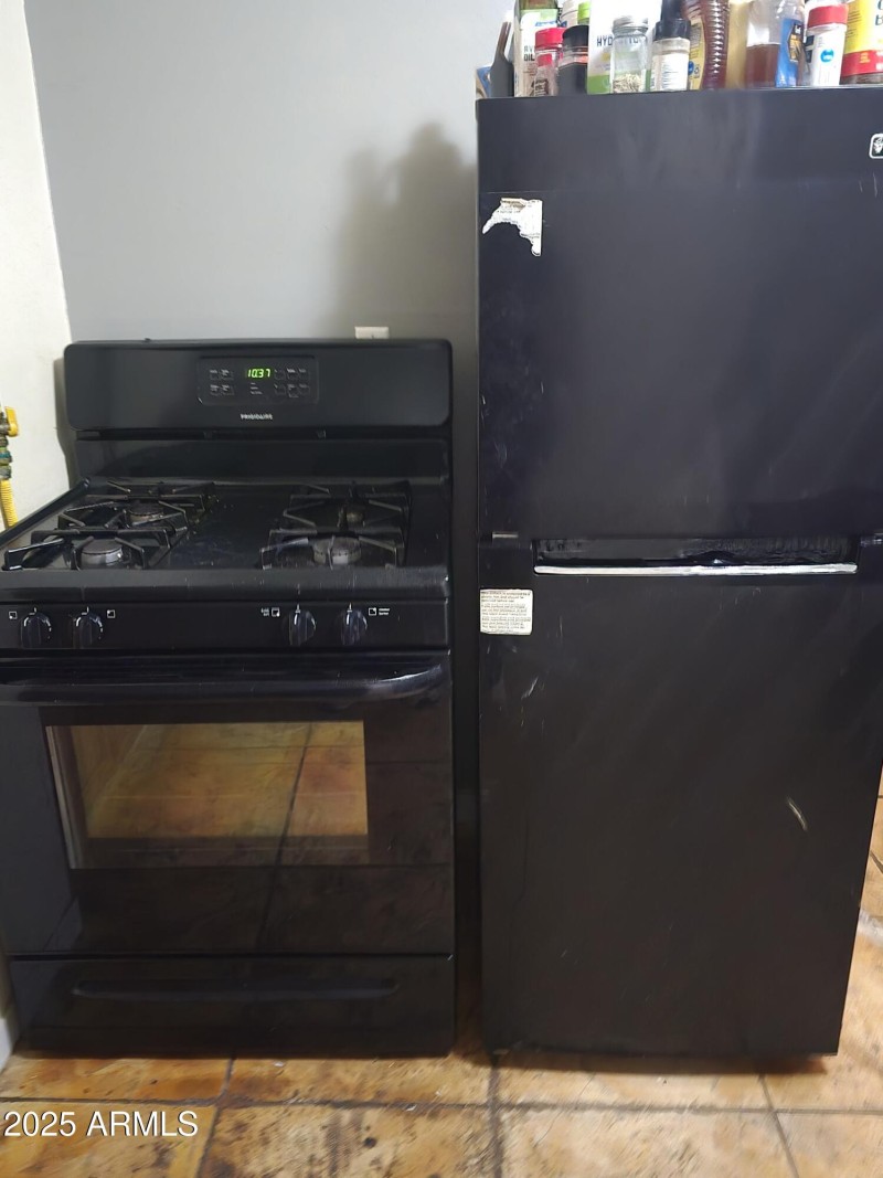 Kitxhen Stove Fridge