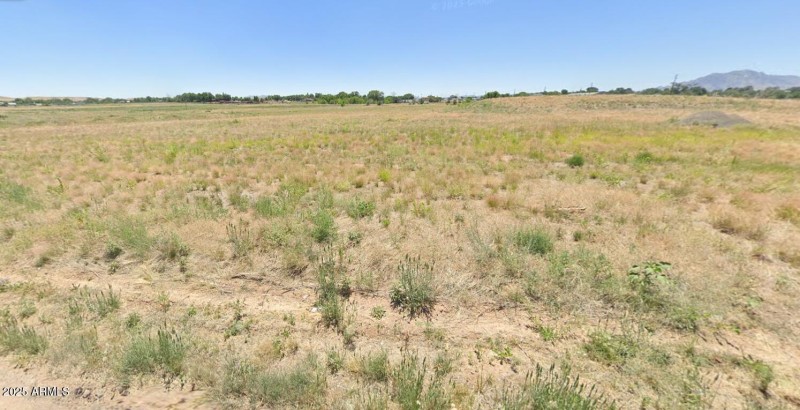 South gate - From Road 1 South looking s