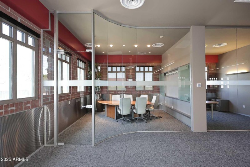 Conference Room/Office