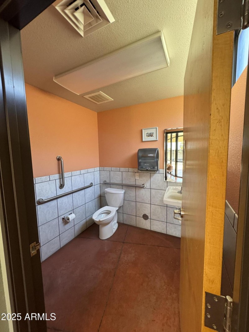 20250705_201027233_iOS