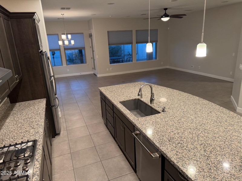 Kitchen - Great room