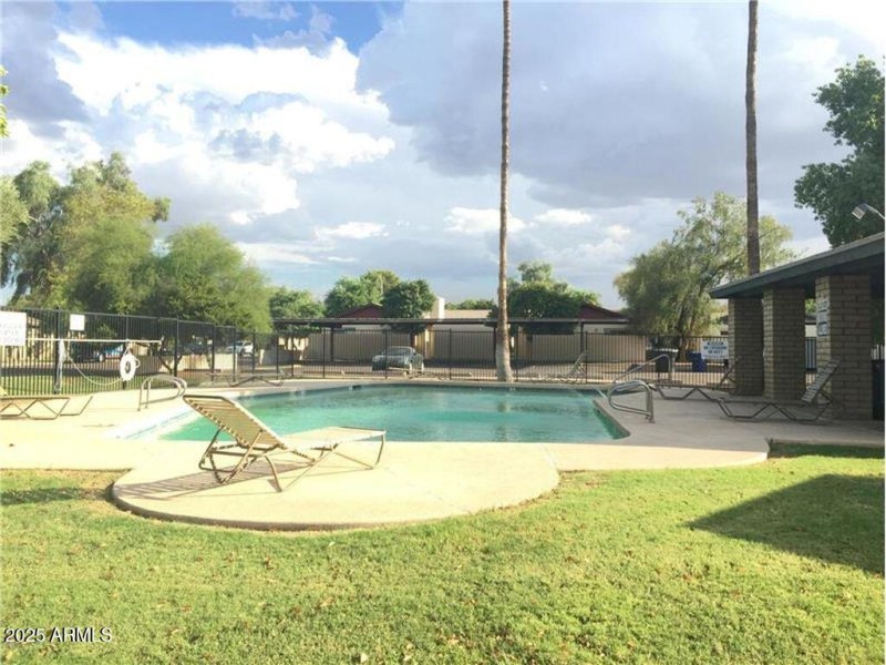 IS2jzip0o1isb31000000000