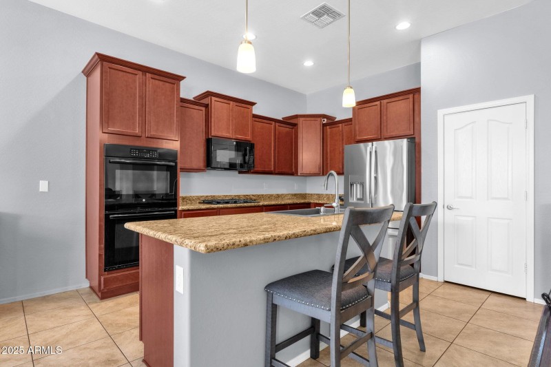 14-web-or-mls-12952-w-vista-paseo-dr